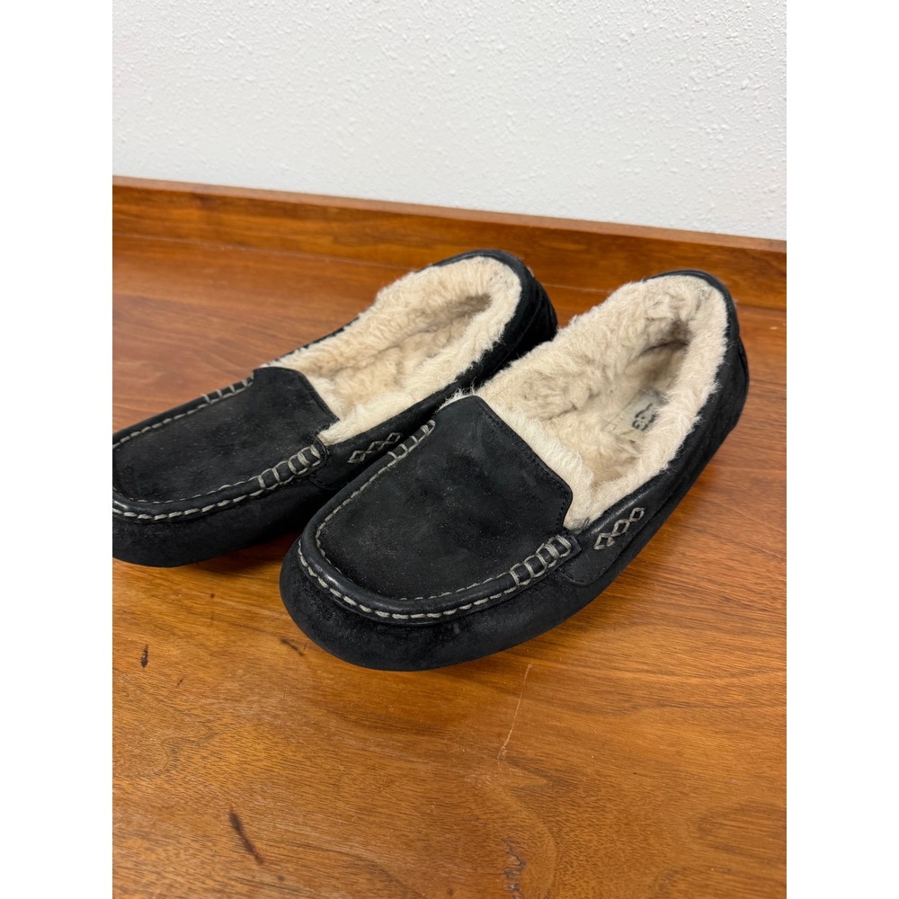 UGG Ansley Black Suede Moccasin Slippers Sheepskin Lined Loafers 3312